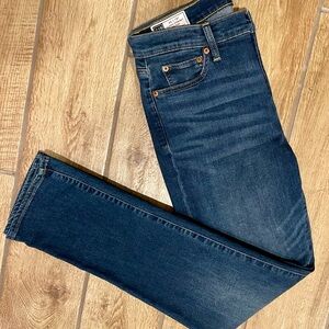 Women’s Gap Blue Jeans